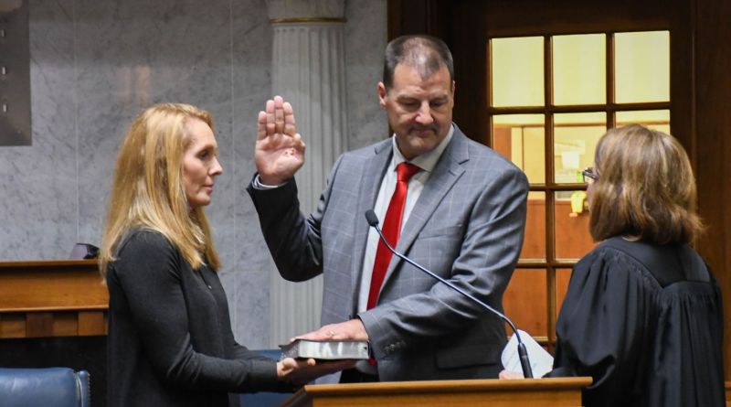 New state senator sworn in representing Jennings County